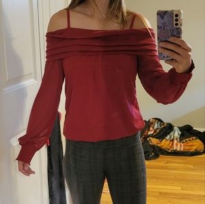 Papaya long sleeve off the shoulder size small, red